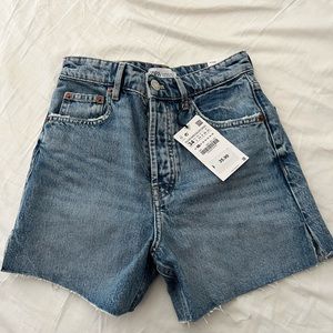 New with tags zara denim shorts